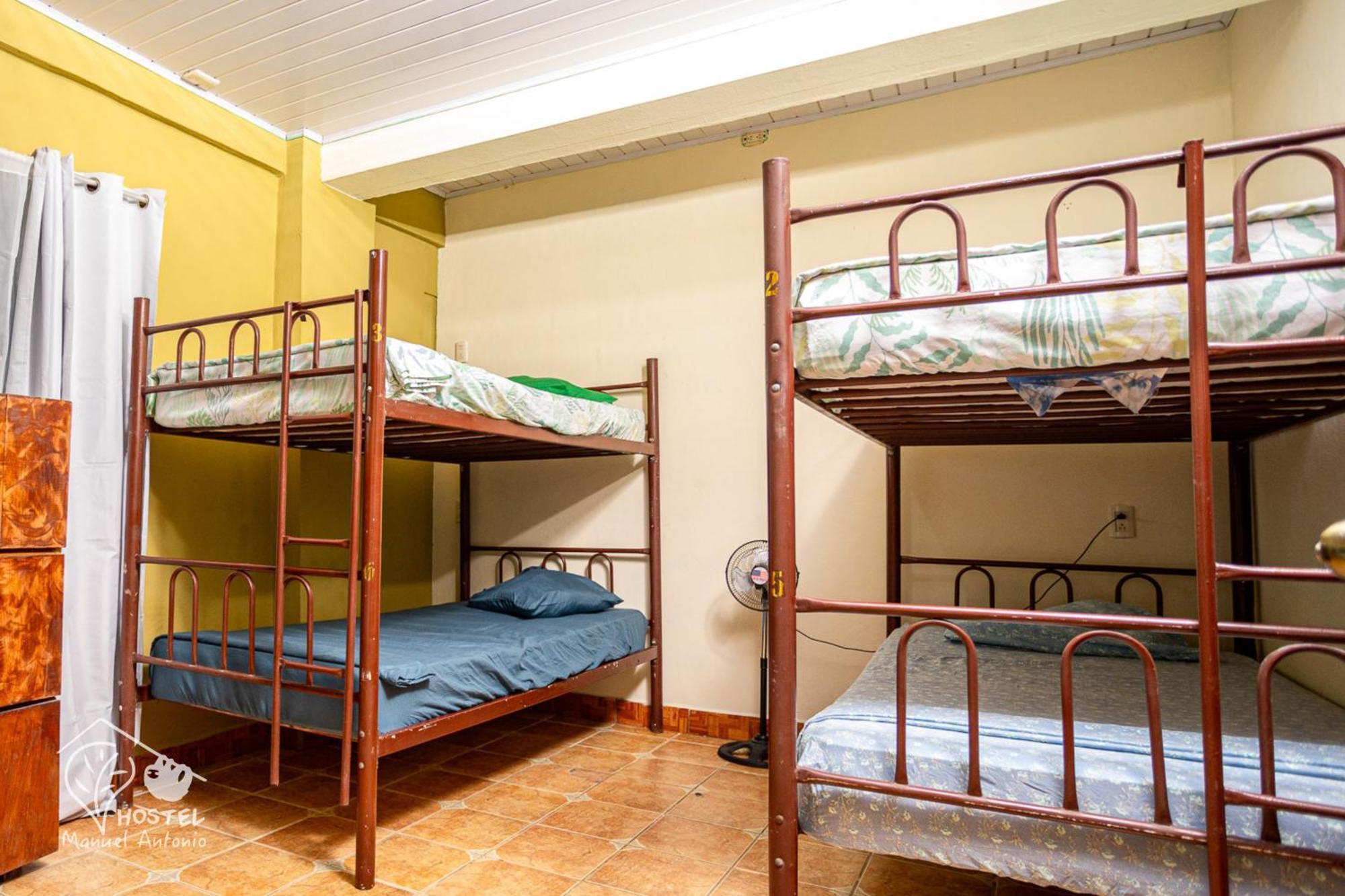 Manuel Antonio Hostel Екстер'єр фото