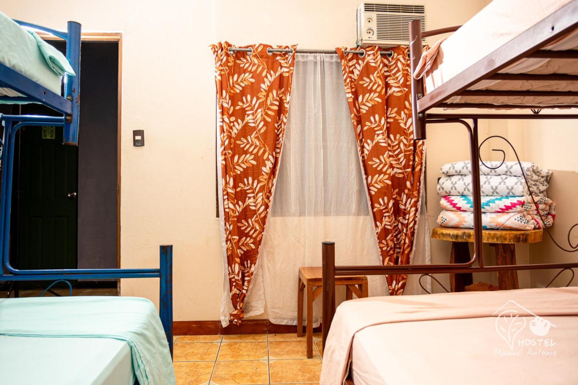 Manuel Antonio Hostel Екстер'єр фото