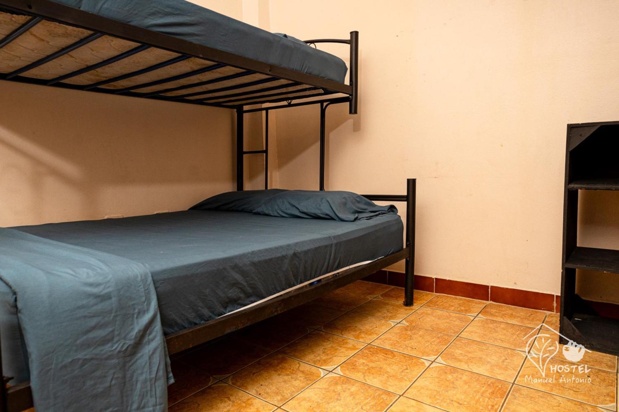Manuel Antonio Hostel Екстер'єр фото