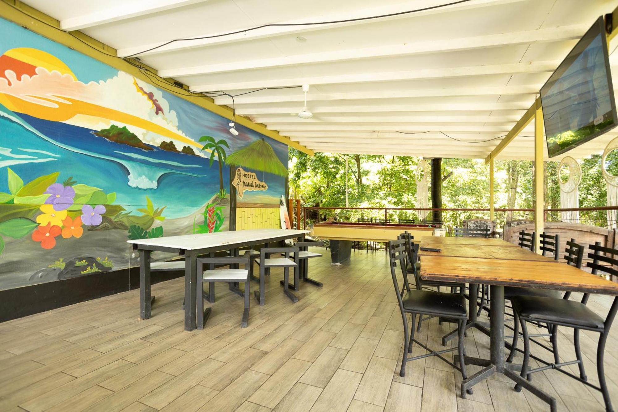 Manuel Antonio Hostel Екстер'єр фото